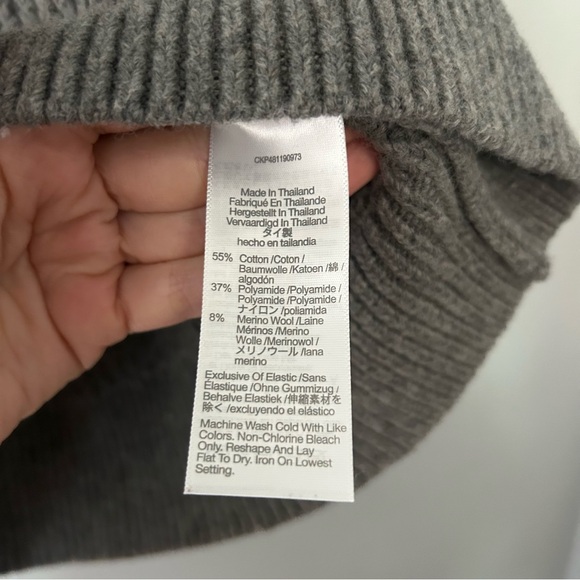 Madewell Grey Chunky Knit V-Neck Pullover Sweater - Picture 3 of 5